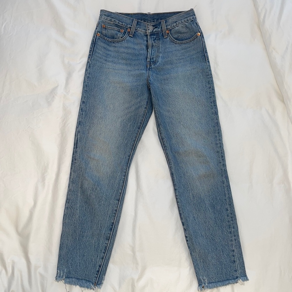 Levi’s 501 high waisted jean, Size: 27, color: light wash